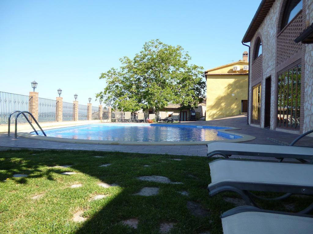 Country House Le Vedute Trevi Værelse billede